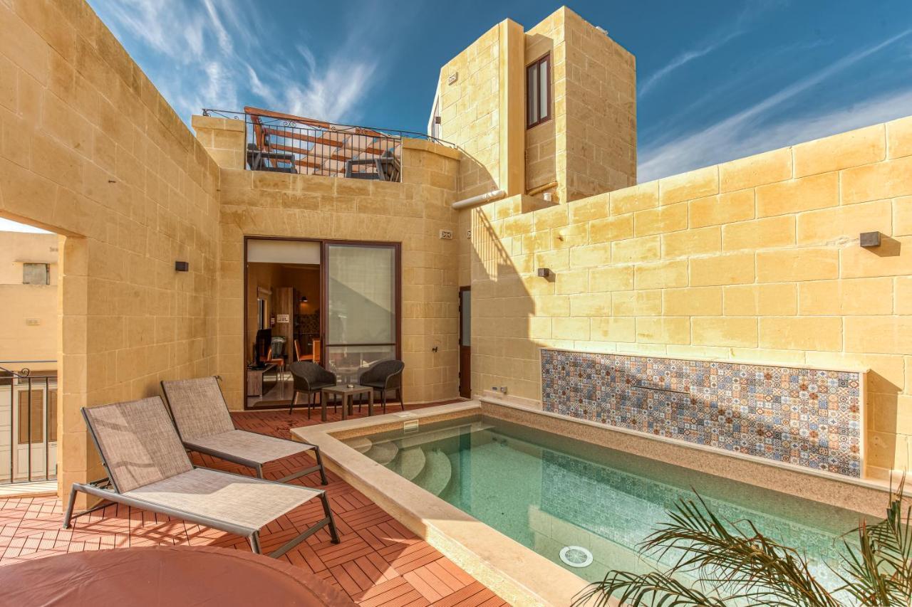 Narcisa - Luxury 3br Traditional House With Pool, Cinema & Hot Tub *